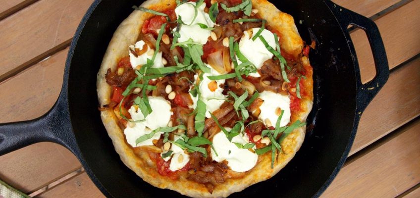 Homestyle Skillet Pizza (Video)