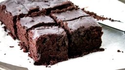 Easy Flourless Fudge Brownies