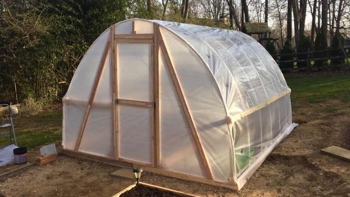 DIY PVC Hoop Greenhouse (Video)