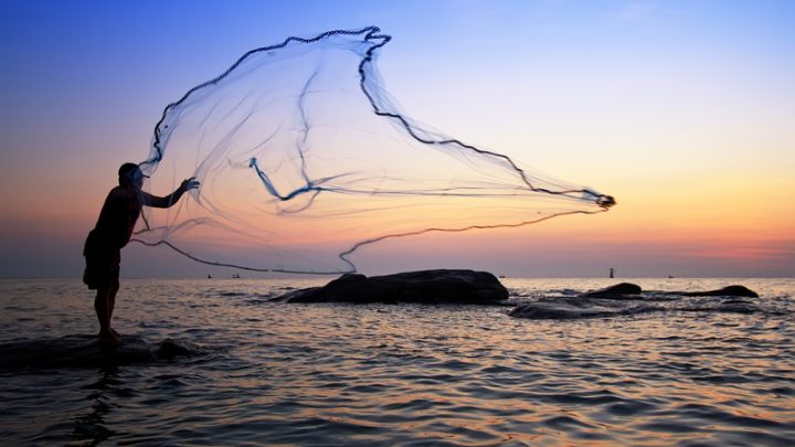 Super Simple DIY Fishing Net