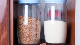 9 Practical Emergency Foods And How to Store Them